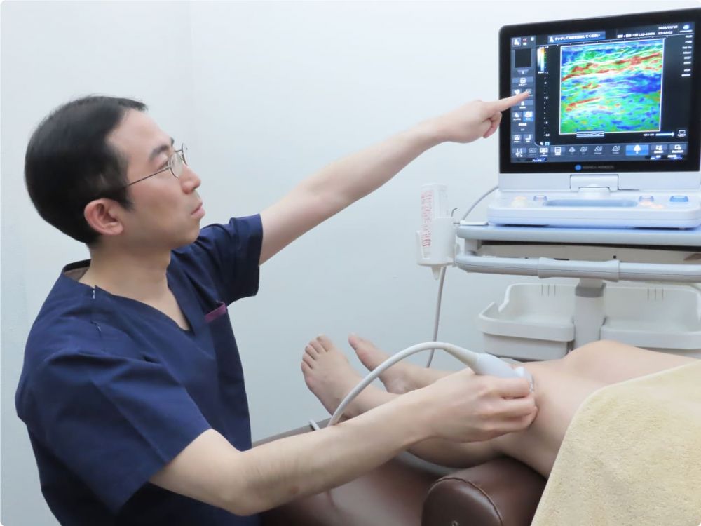 超音波診断装置(エコー)の画像 - 銀座リリース整体院